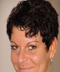 <p class='ppt-number'>09005 66 55 50 713</p><p class='ppt-pricing-de'>1,99 Euro/Min. im dt. Festnetz - Mobilnetz ggf. abweichend</p>