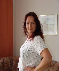 <p class='ppt-number'>09005 66 55 50 713</p><p class='ppt-pricing-de'>1,99 Euro/Min. im dt. Festnetz - Mobilnetz ggf. abweichend</p>